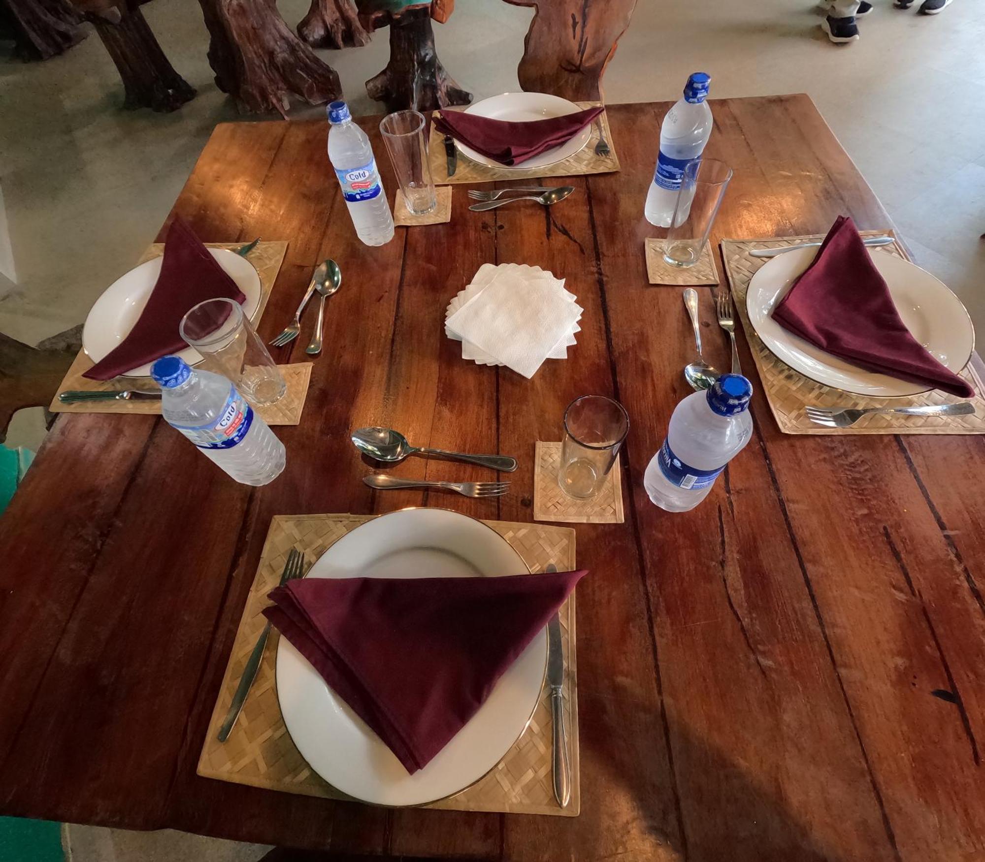 Spice Village Hotel & Restaurant 하바라나 외부 사진