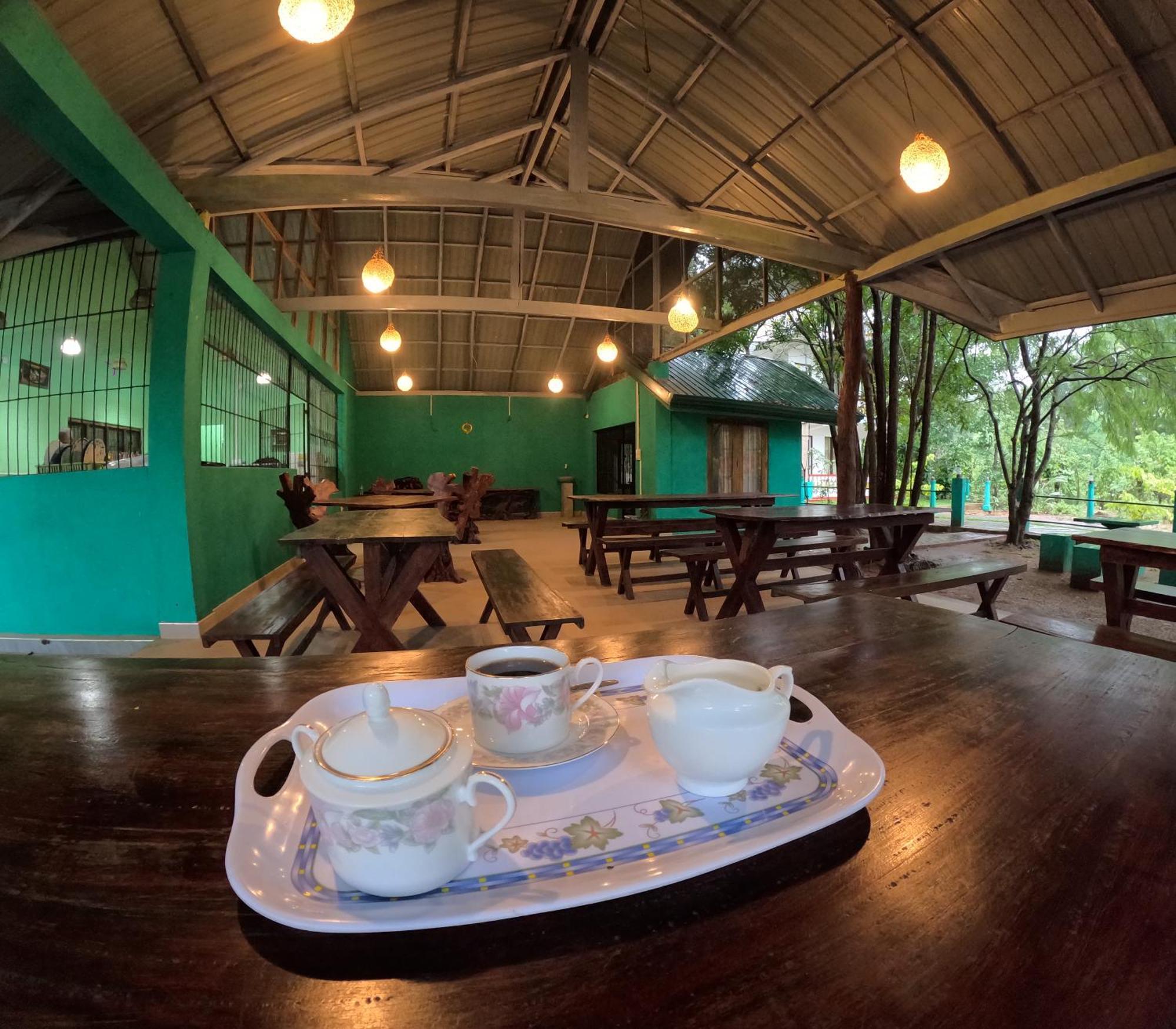 Spice Village Hotel & Restaurant 하바라나 외부 사진